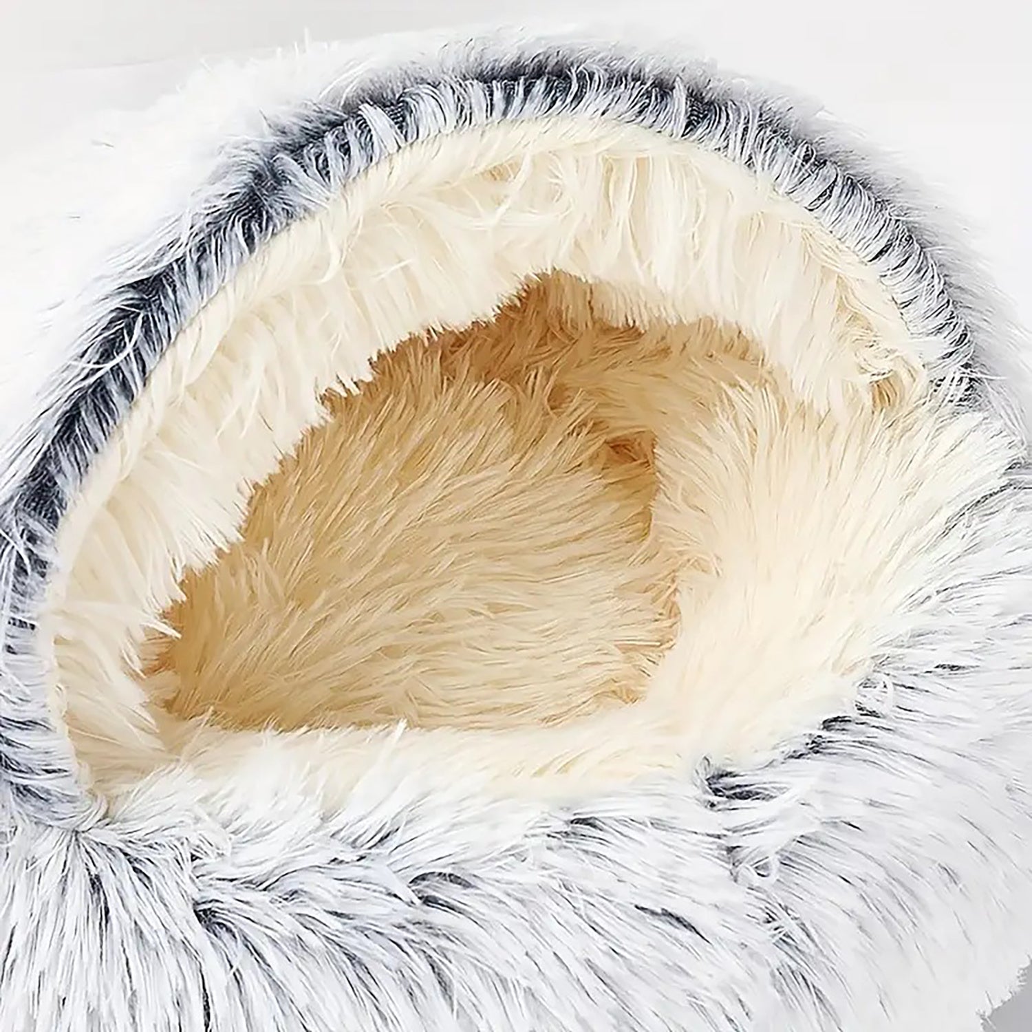 Luxurious Plush Round Cat Bed